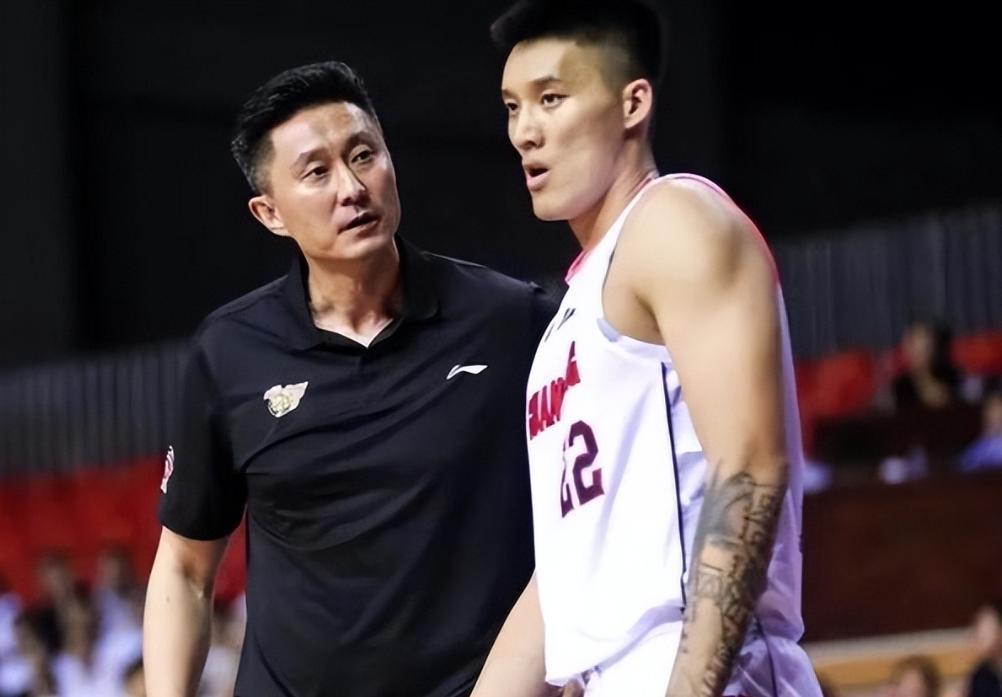 开云-官宣！前广东男篮冠军中锋成自由球员，季后赛9+4将加盟吉林男篮