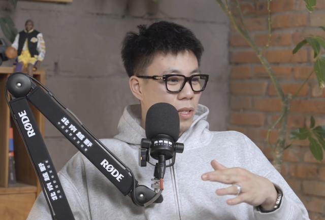 开云体育下载-张镇麟：从小在美国学到的就是在场上做“坏人”，球员互喷很正常