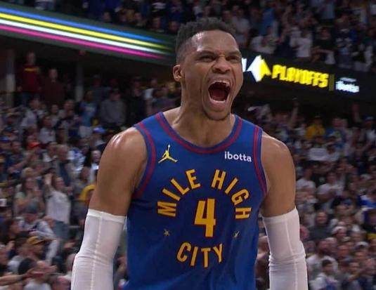 开云官网-加时赛攻防全能！韦少完全解读快艇策略奇兵出鞘