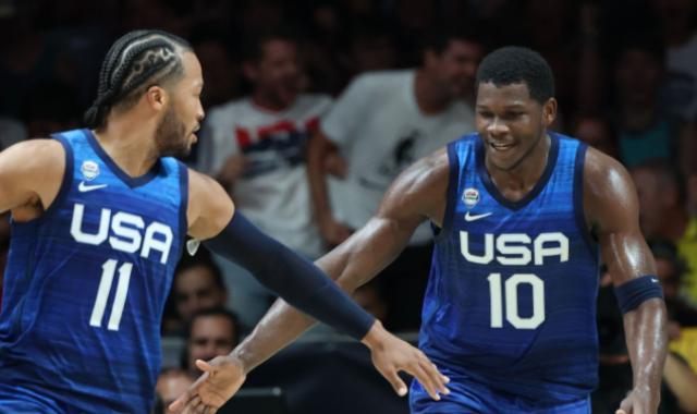 开云-两战得分第一！爱德华兹变美国男篮头号尖刀真犀利