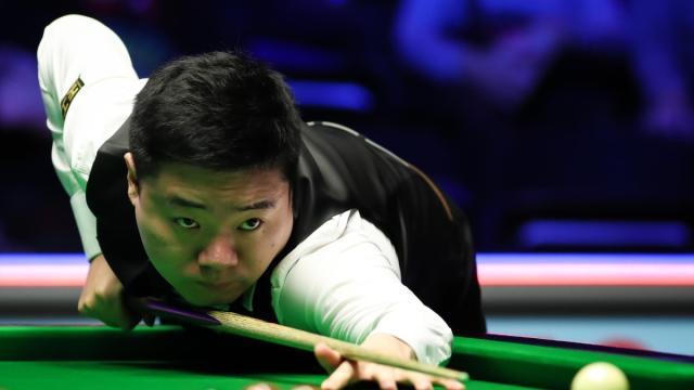 开云体育官网-英锦赛资格赛丁俊晖错失147 携众小将晋级决胜轮