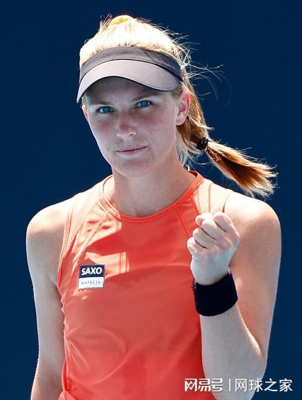 开云体育官网-甫一订婚便双双突围，他们把澳网变成爱情的见证场