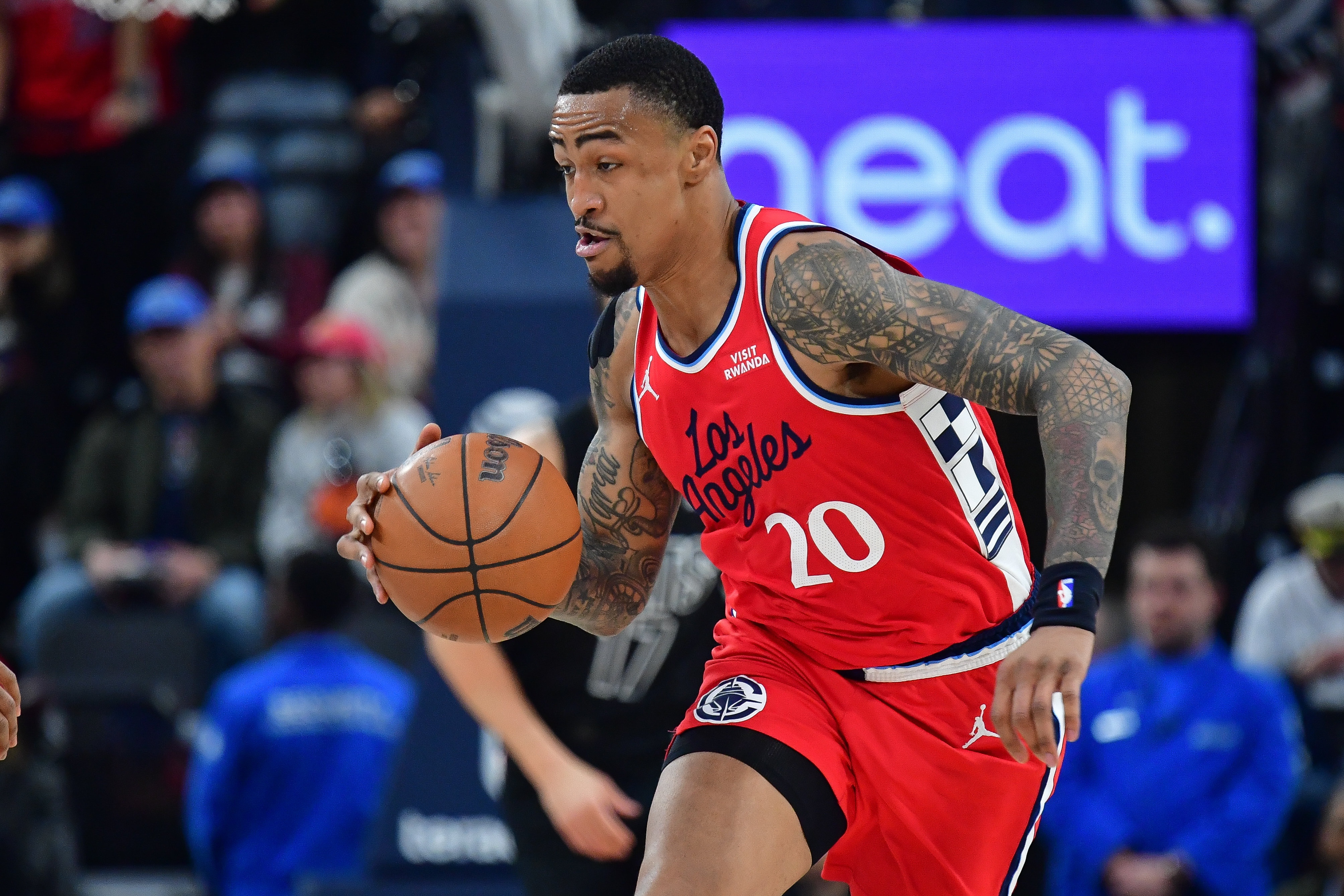 开云体育官网-空间型4号位！科林斯近10场场均16.7分 投篮命中率67% 三分62%