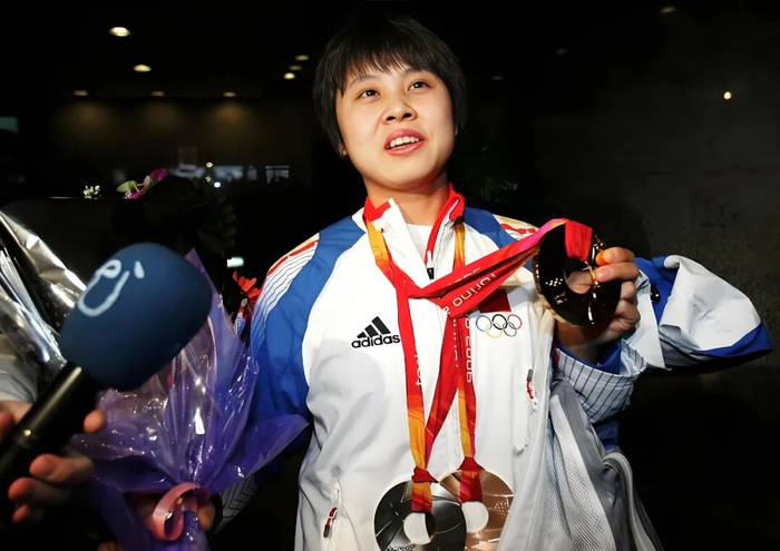 开云官网-42岁的王濛，除了没结婚，人生全是天花板|短道速滑|冬奥会|王蒙|米兰冬奥会|运动员_新浪体育_新浪新闻