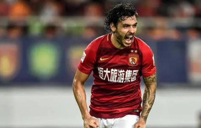 开云官网-【中超】高拉特三球韦世豪双响 广州队5比2沧州雄狮